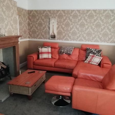 Carvetii - Halite House - 3 Bed House Sleeps Up To 5 People Lägenhet Tillicoultry Exteriör bild
